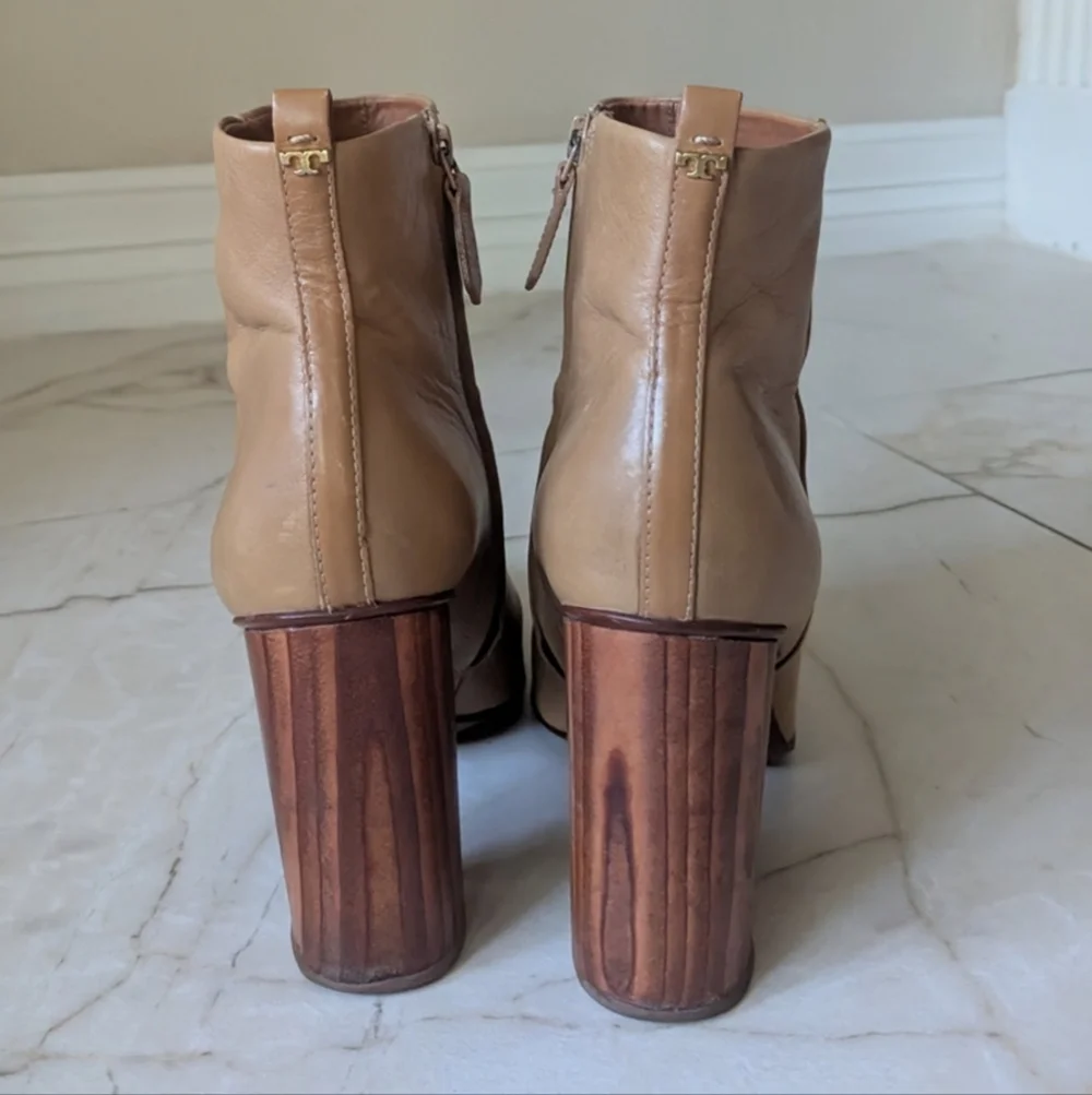 Tory‎ Burch | Raya Sand Leather Ankle Boots